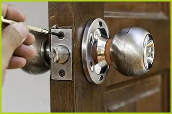 Expert Locksmith Services Hollywood, FL 954-283-5219 - 17-eviction-service