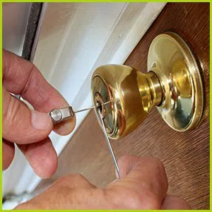 Expert Locksmith Services Hollywood, FL 954-283-5219 - 5-lock-opening