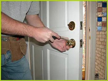 Expert Locksmith Services Hollywood, FL 954-283-5219 Expert Locksmith Services Hollywood, FL 954-283-5219 - 9-locks-change